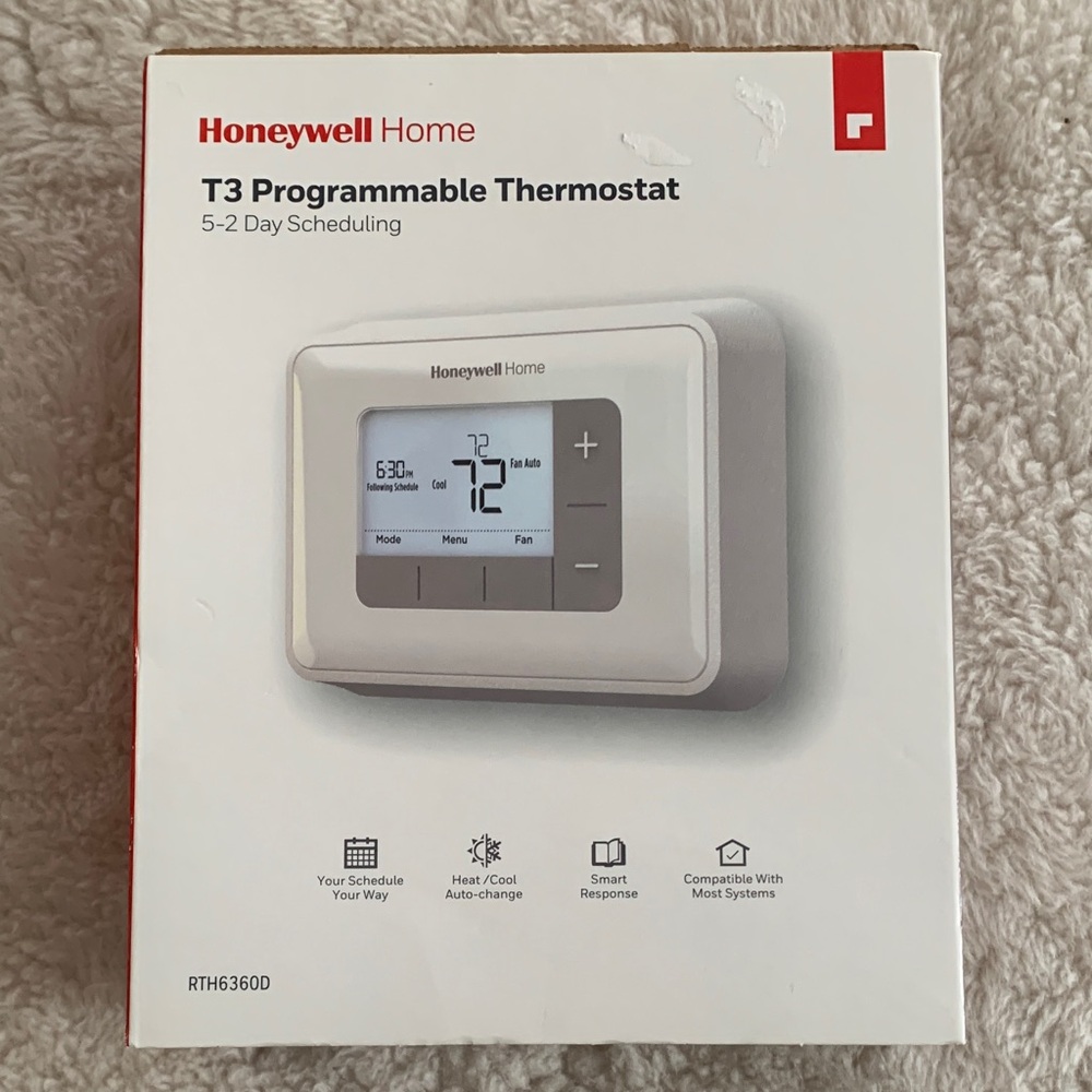 Honeywell Home RTH6360D T3 Programmable Thermostat. Like new in original box